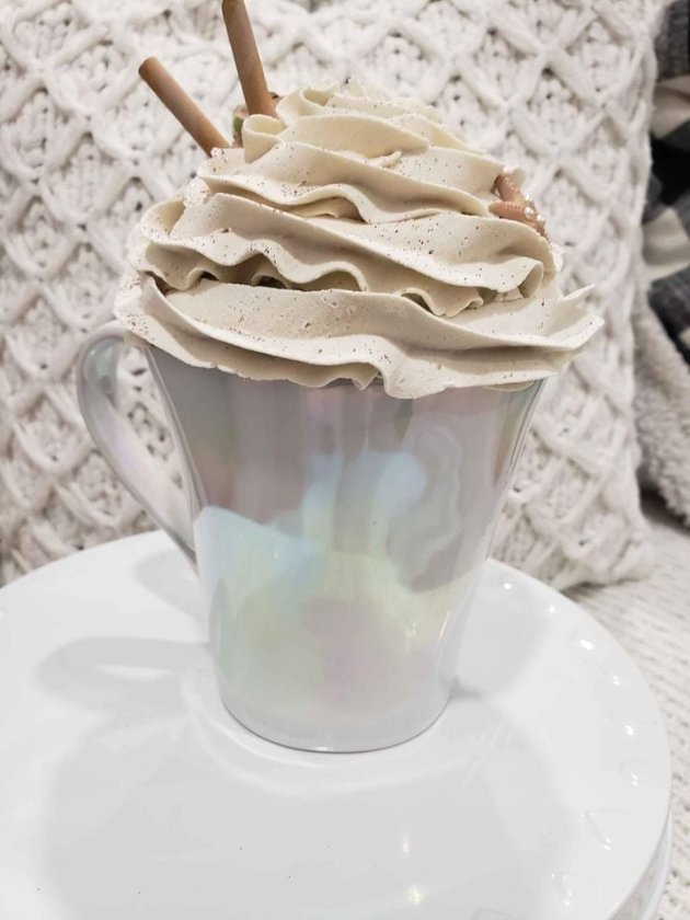 Pip Posh Designs Faux Sweet Décor Whipped Topper Iridescent Sea Shell Mug Collection