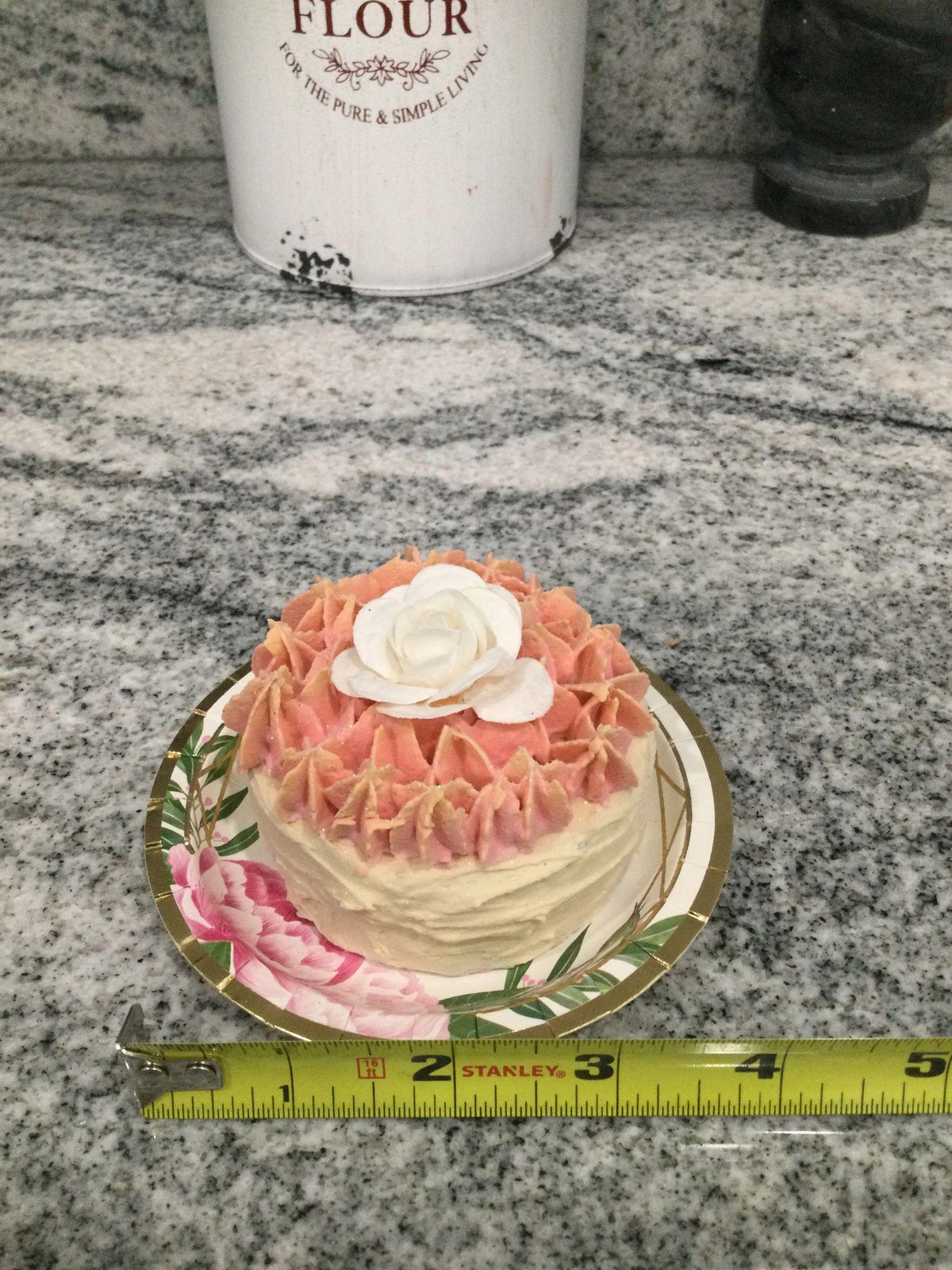 Pip Posh Design Faux Sweet Décor Mini Peach Vanilla Cake