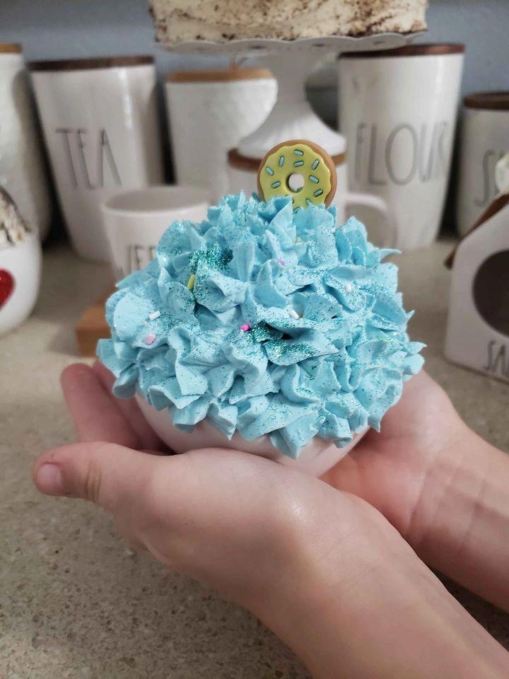 Pip Posh Designs Faux Blue Raspberry Sunday